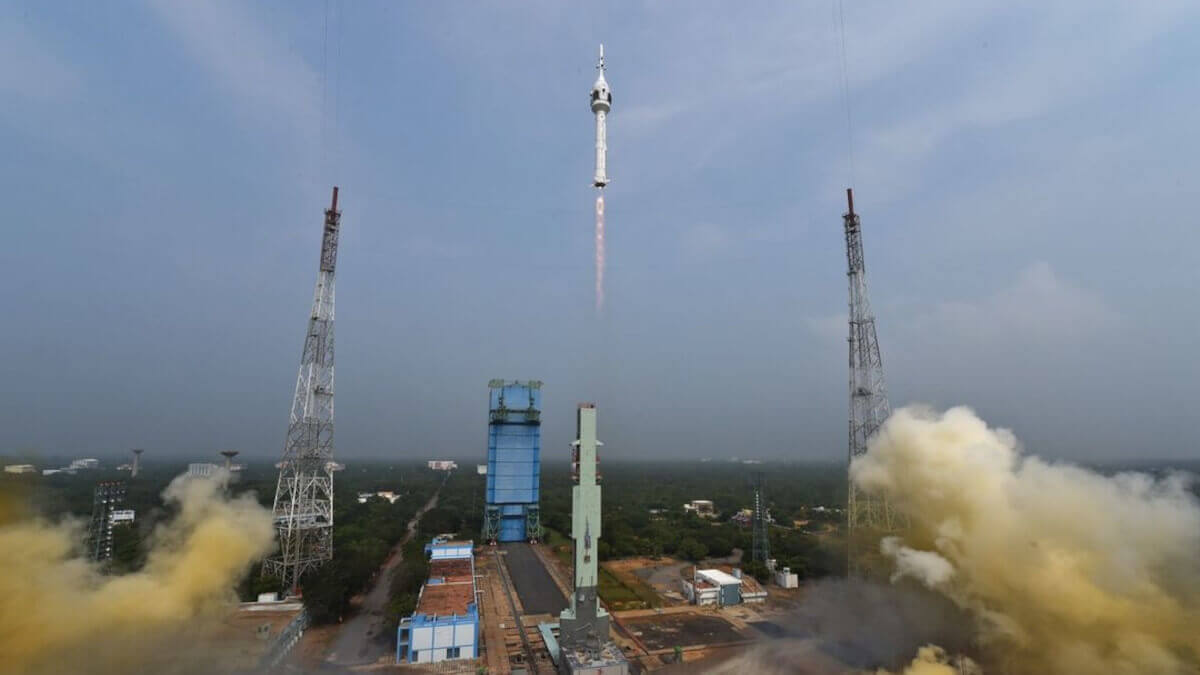 PHOTO/ISRO - ISRO launched the TV-D1 mission on October 21, the first of four shots to evaluate the emergency and escape system of Indian astronauts on their first manned flight